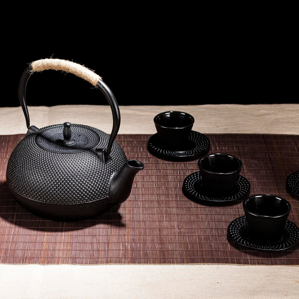 Big Cast Iron Teapot, Japanese Tetsubin Tea Kettle for Stovetop Safe, Cast Iron Tea Pot with Stainless Steel Infuser for Loose Tea and Enameled Interior(1800ml/60.9oz)